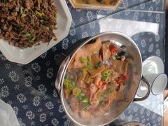 -临江餐馆二楼美食部落