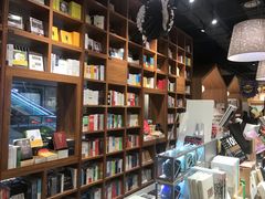 -百新书局(尚悦湾店)
