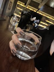 -雪奈传统美甲美睫