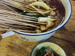 -拈签一笑黄牛肉辣卤串串