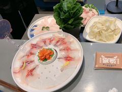 -渔惑·中山脆肉鲩火锅(金湾华发商都店)