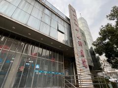 -上海大学附属上海和平眼科医院