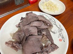 -何永光123鲜牛肉馆(1号店)