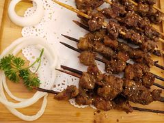 -衡哥肉铺
