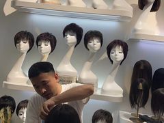 -LAQUEEN 时尚健康假发(万象城总店)