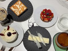 -潮一不贰·法式甜品·生日蛋糕·西式简餐(外滩店)