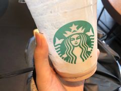 -星巴克(杭州湖滨银泰E区店)