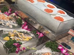 -宝利来国际大酒店-凤凰阁旋转餐厅