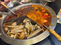 -廖掌柜·重庆鲜货火锅(上海首店)