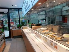 自助取餐区-老乡鸡(南京河西雨润大街店)