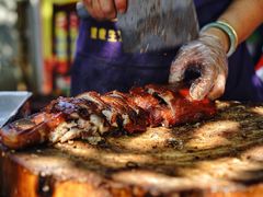 -黄记四更烤乳猪店