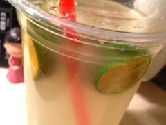 金桔柠檬茶-陈记甜品窝(中山北路店)