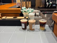 -星巴克(上海虹桥新天地二店)