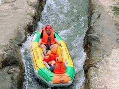 -虎啸峡漂流