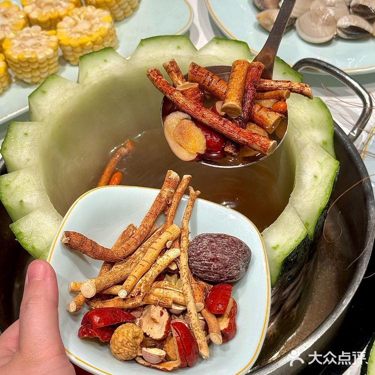 会反复跑去广州吃的鲜甜冬瓜盅！！🥒