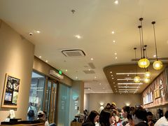 -星巴克臻选(周浦万达店)