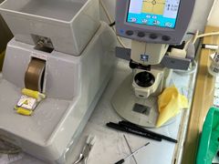 -新视达眼镜店·蔡司·依视路(名镜苑店)