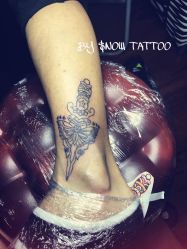 -SNOW TATTOO STUDIO