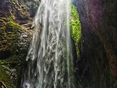 -龙水峡地缝景区