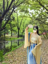 -汉仪华裳汉服馆(打浦桥店)