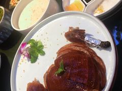 精品烤鸭-悦江(梅奔中心店)