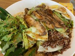 鸡肉藜麦蘑菇沙拉-峨嵋小镇·川菜(勒泰中心店)