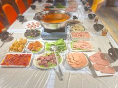 -玩坞轰趴馆·户外团建聚会主题生日派对馆(世豪广场店)