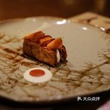 搭配煎蛋造型的迷迭香和芒果酱 萌！