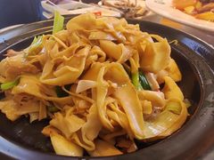 -胡氏大盘鸡新疆菜(石岗店)