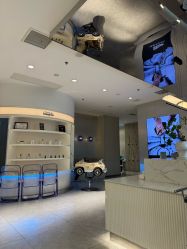 -PE SALON
