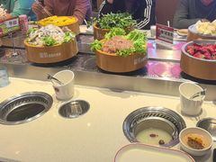 -龍歌自助小火锅(市北CBD万达店)