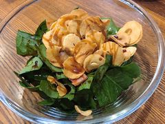 菠菜沙拉-樱の花亭日本料理店