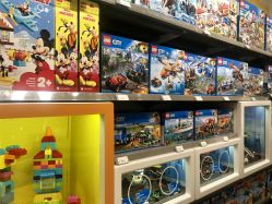 -乐高授权专卖店(新北万达店)