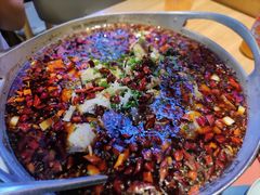 -爱妻鱼•老体北重庆水煮鱼•川菜(白云路店)