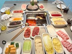 -海底捞火锅(新松江路生日主题店)