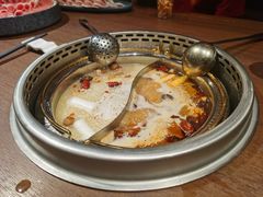 金典鸳鸯锅底-快乐小羊·内蒙牛羊肉火锅(流花中心店)