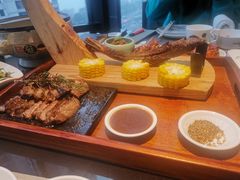 -江上荟·创意中国菜(绿地缤纷城店)
