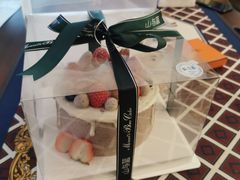 -山与蓝·轻糖鲜果蛋糕(勒泰店)