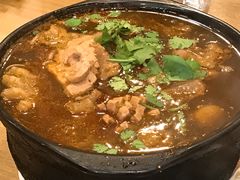 三鞭一花-三鞭一花·独一处·元英砂锅(海光寺店)