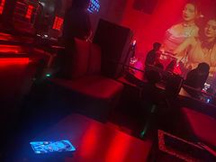 -赤红音乐现场(浦东金桥路店)