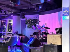 -粉墨特色菜·烧烤音乐酒馆