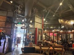 -玛格萝妮(汇智国际商业中心店)