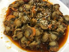 -臻鲜燕海鲜融合餐厅(金陵style店)