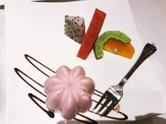 草莓慕斯配水果-北京友谊宾馆·俄罗斯餐厅