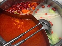 -周师兄大刀腰片火锅(磁器口直营店)