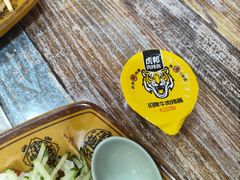 -张秀梅烤肉拌饭脆皮鸡饭