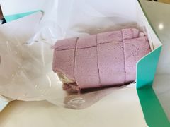 -顶东面包花园·生日蛋糕(世博店)