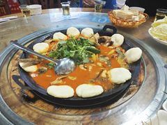 -丹水桥地锅鱼·翘嘴鲌·地方特色全鱼宴(丹江口大坝店)