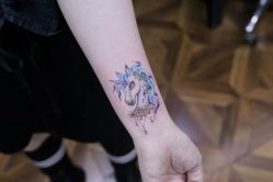 -雲艺刺青·洗纹身