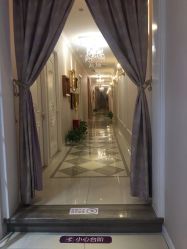 -蕾蕾美颜美容美体